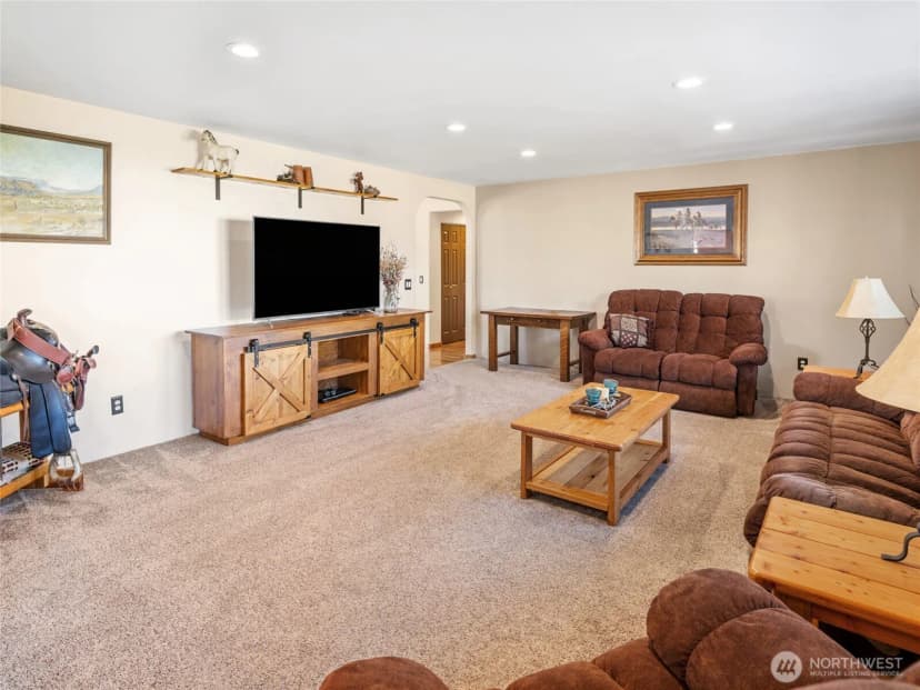 Property photo for 26619 Road U Sw, Mattawa photo 15