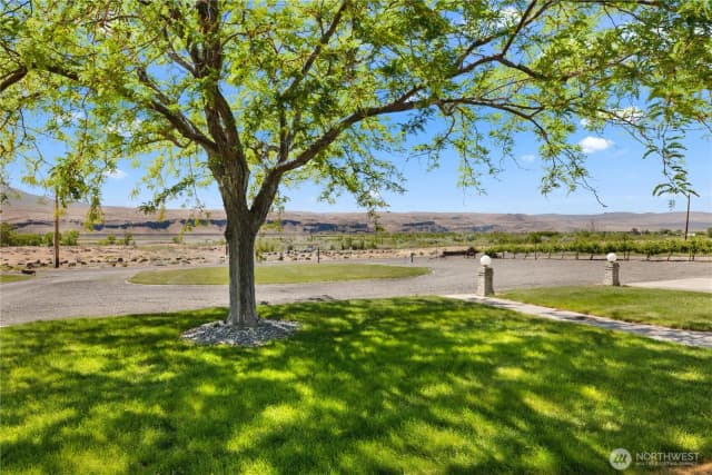 Property photo for 26619 Road U Sw, Mattawa photo 4