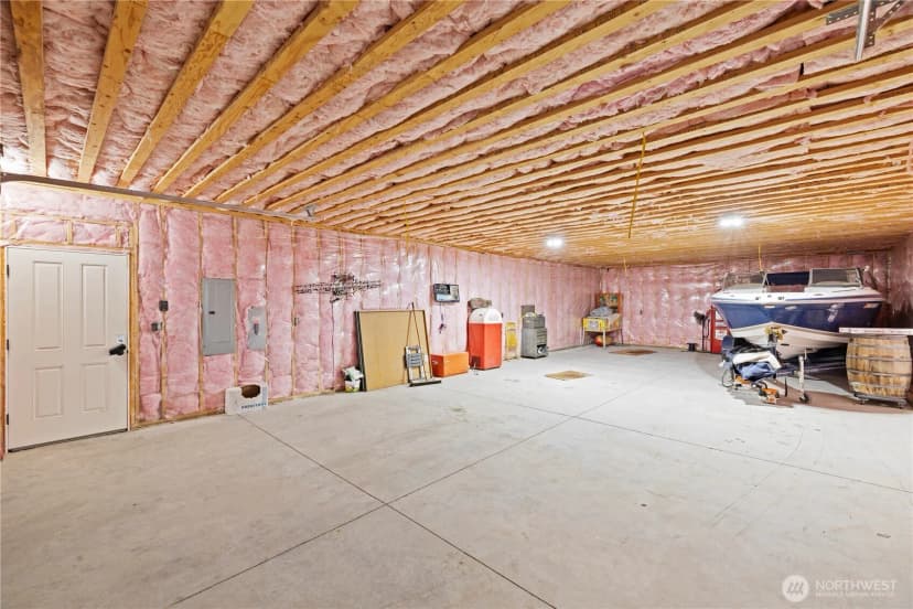 Property photo for 26619 Road U Sw, Mattawa photo 35
