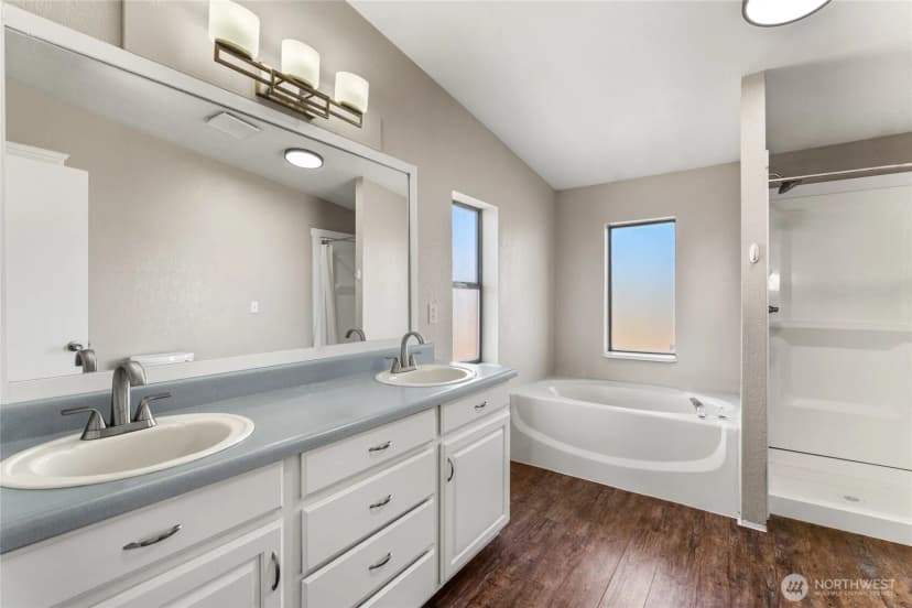 Property photo for 13477 Road 13 Nw, Quincy photo 14