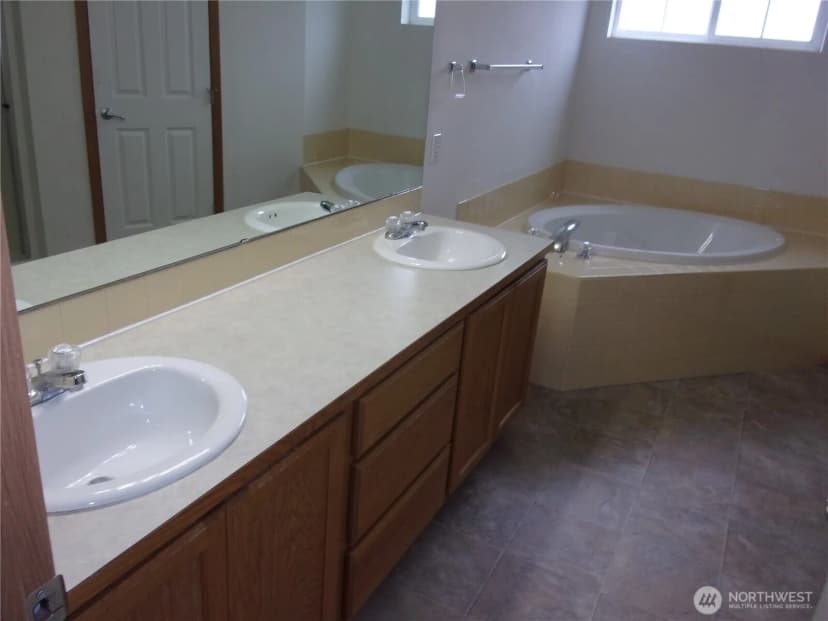 Property photo for 10509 Yelm Terra Street Se, Yelm photo 15