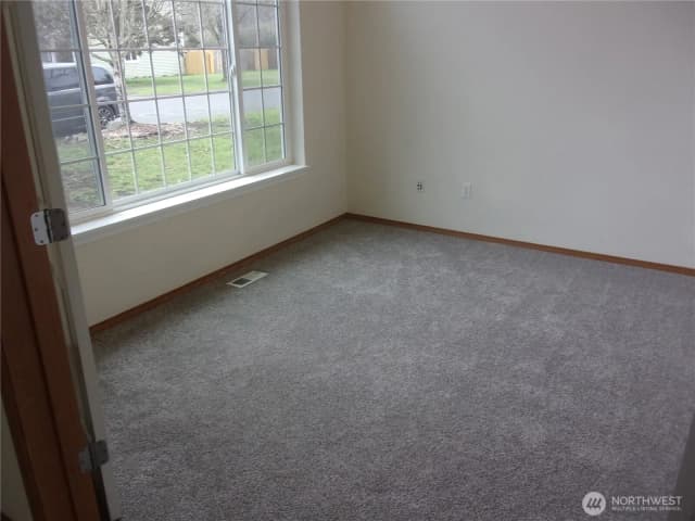Property photo for 10509 Yelm Terra Street Se, Yelm photo 3