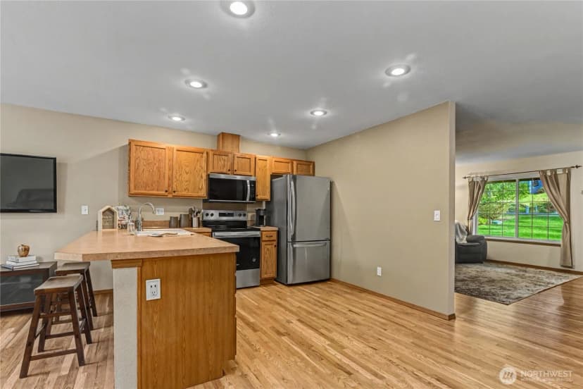 Property photo for 2442 Crestridge Drive Nw, Olympia photo 12