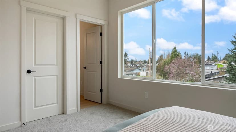 Property photo for 225 106th Street Sw #a2, Everett photo 11