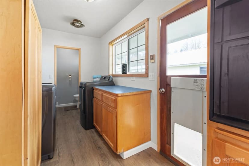 Property photo for 545 Davis Lake Rd, Morton photo 12