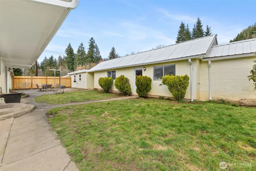 Property photo for 545 Davis Lake Rd, Morton photo 21