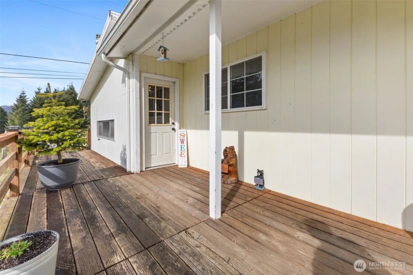 Property photo for 545 Davis Lake Rd, Morton photo 20