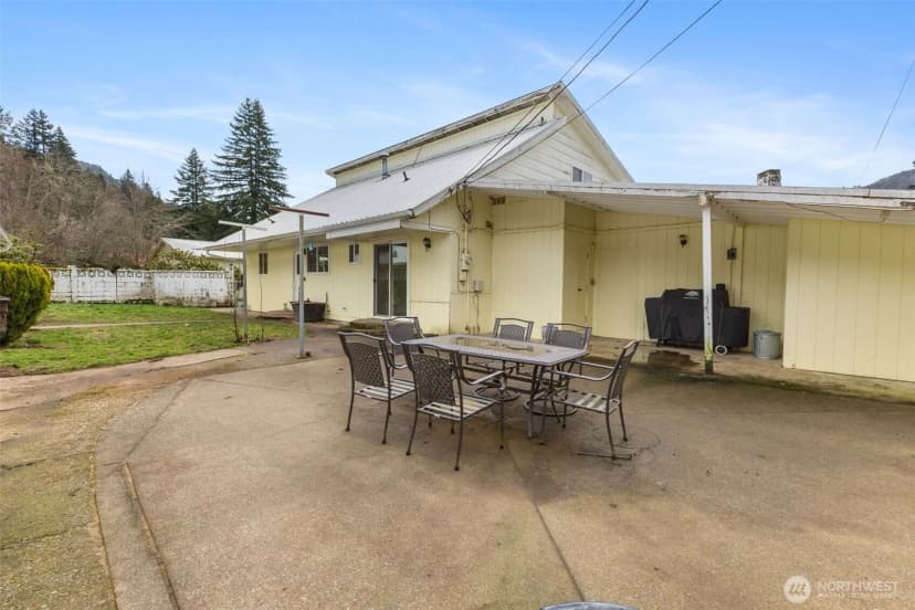 Property photo for 545 Davis Lake Rd, Morton photo 22