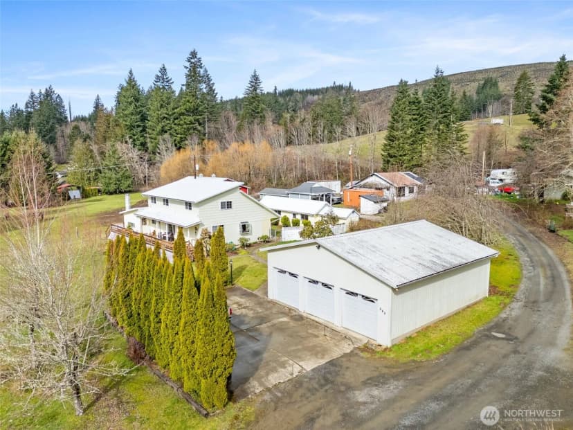 Property photo for 545 Davis Lake Rd, Morton photo 2