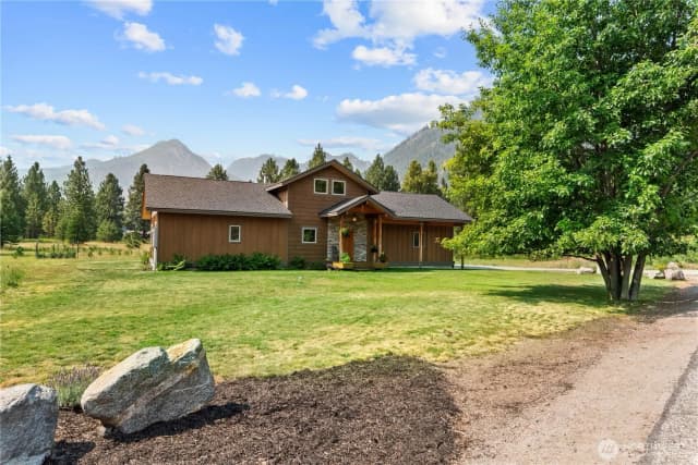 Property photo for 12503 Shore Street, Leavenworth photo 2