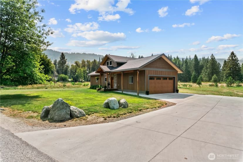 Property photo for 12503 Shore Street, Leavenworth