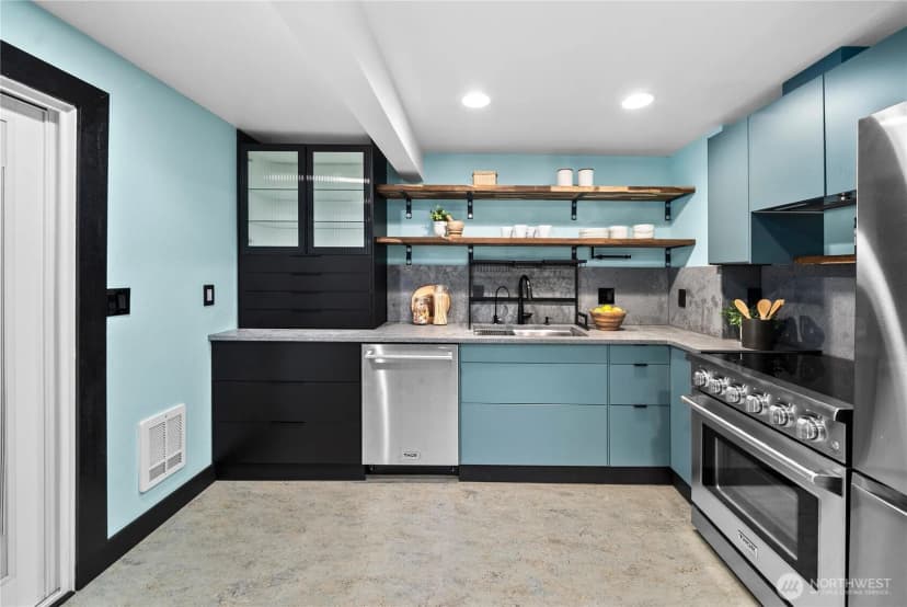 Property photo for 7315 S 115th Street, Seattle photo 13