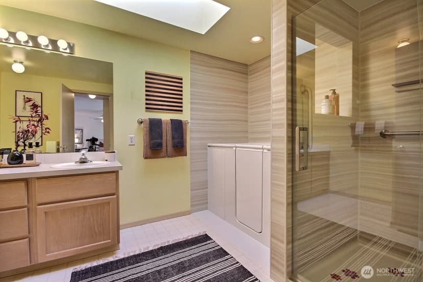 Property photo for 10513 Se 250th Place #f104, Kent photo 21