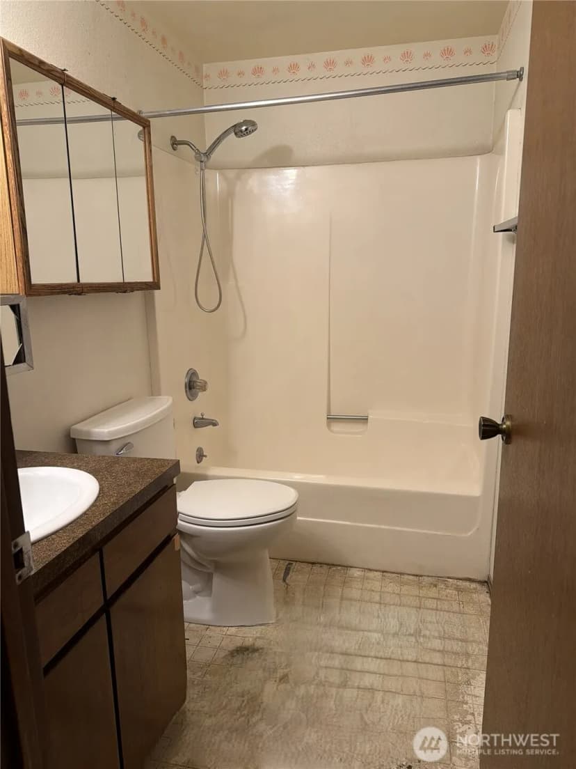 Property photo for 1 Lake Louise #42, Bellingham photo 7