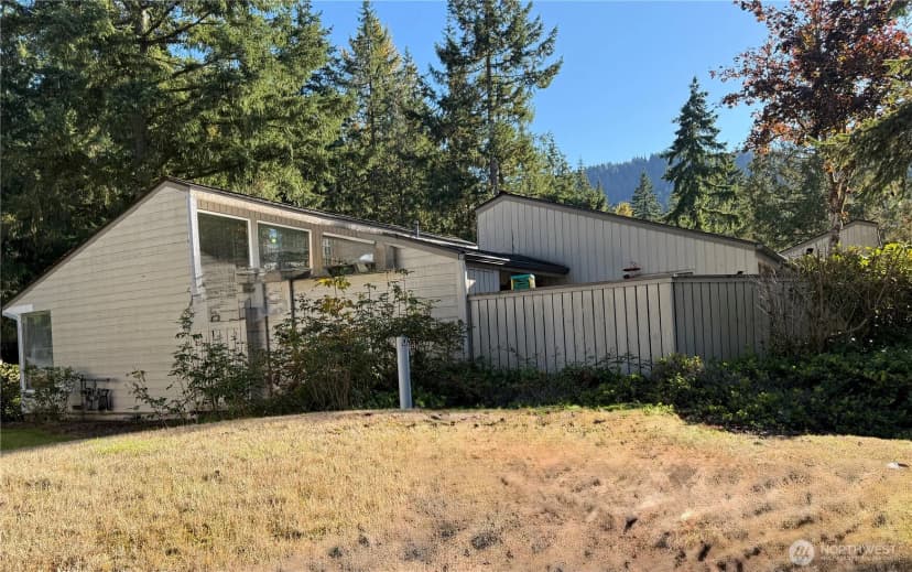 Property photo for 1 Lake Louise #42, Bellingham photo 2