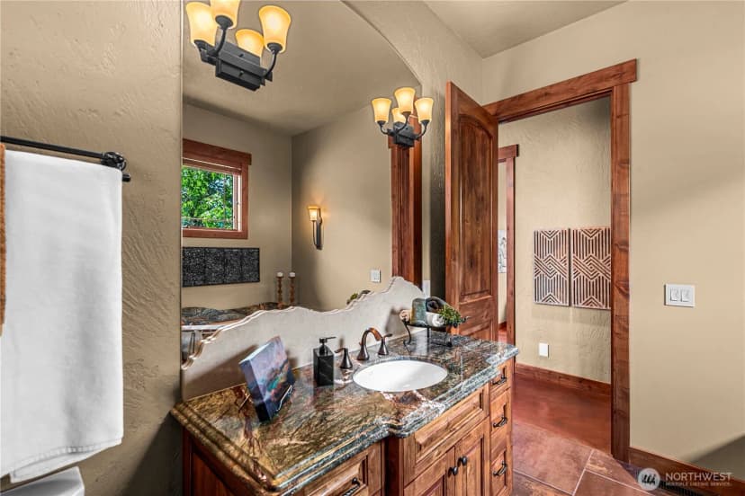 Property photo for 1680 Skyline Drive, Wenatchee photo 24