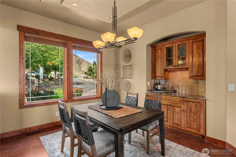 Property photo for 1680 Skyline Drive, Wenatchee photo 12