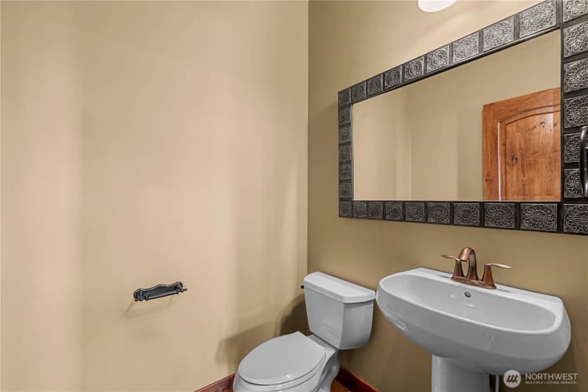 Property photo for 1680 Skyline Drive, Wenatchee photo 30