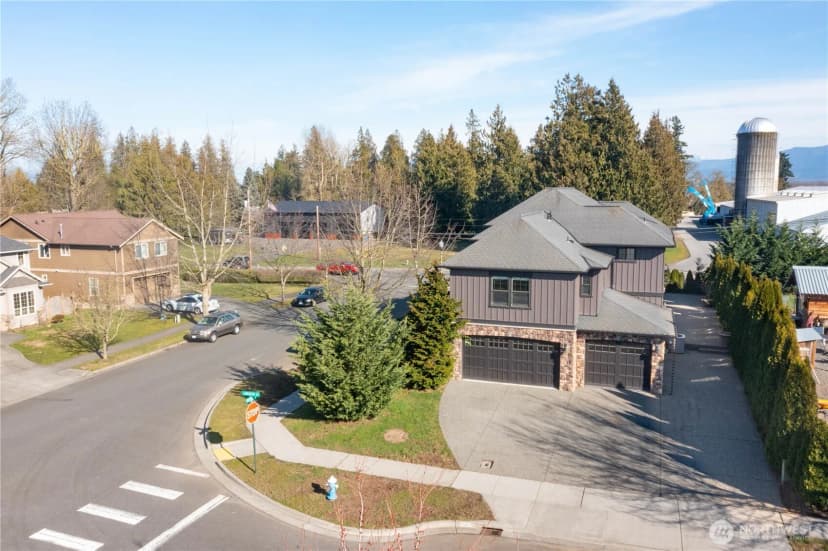 Property photo for 1580 Foxtail Street, Lynden photo 6
