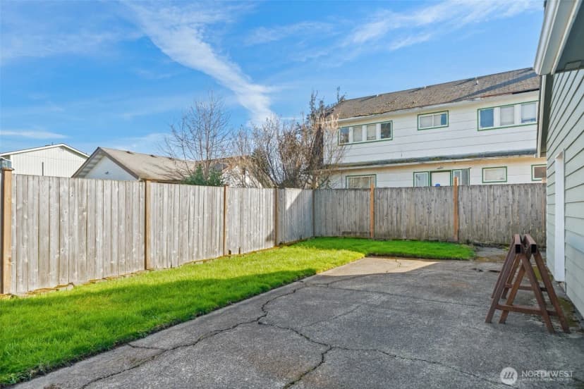 Property photo for 122 N C St, Buckley photo 21