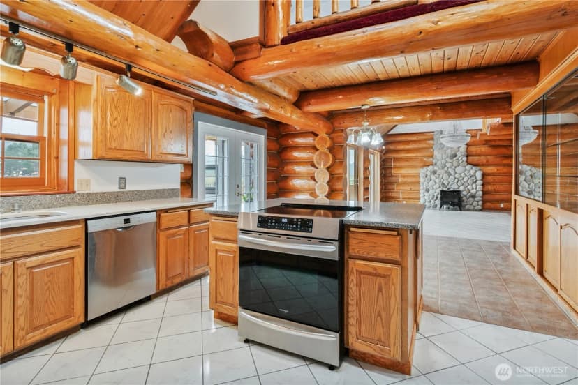 Property photo for 6946 Willow Grove Road, Longview photo 9