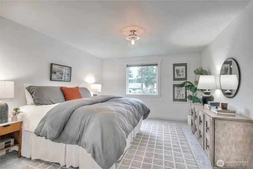Property photo for 11271 35th Avenue Sw, Seattle photo 7
