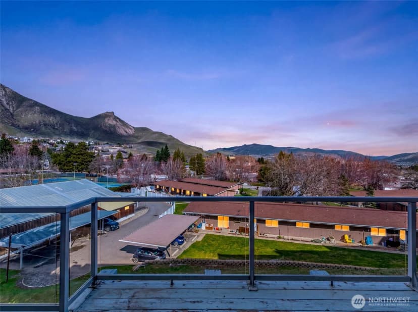 Property photo for 1818 Skyline Drive #21, Wenatchee photo 6