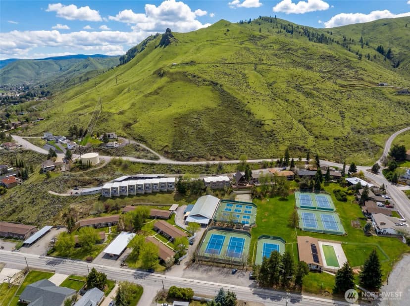Property photo for 1818 Skyline Drive #21, Wenatchee photo 7