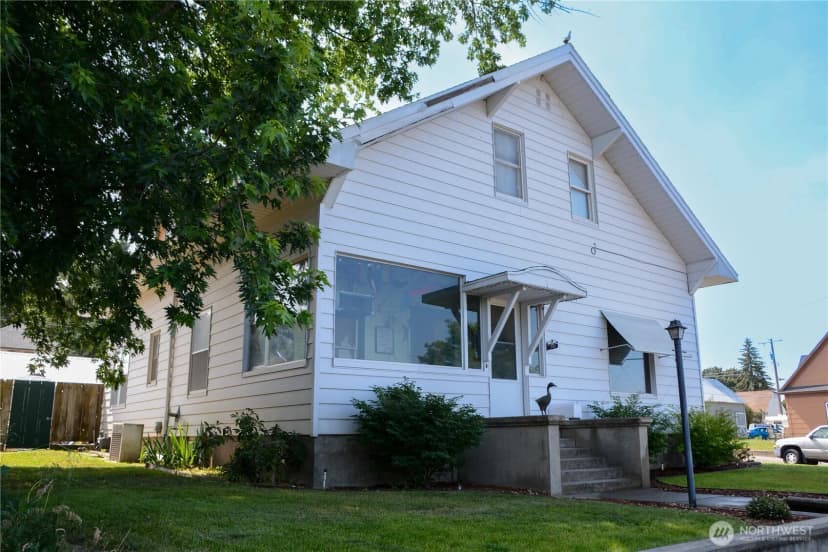 Property photo for 202 E 3rd Avenue, Ritzville photo 3