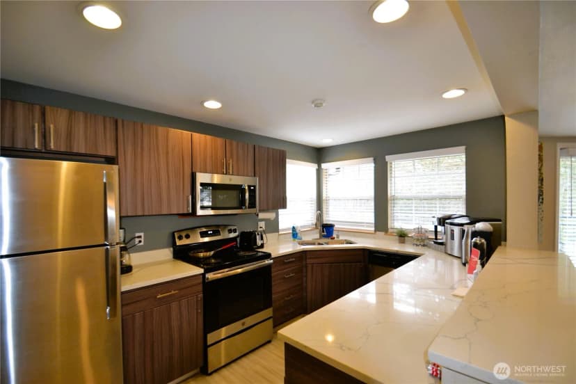 Property photo for 19607 110th Place Ne, Bothell photo 37