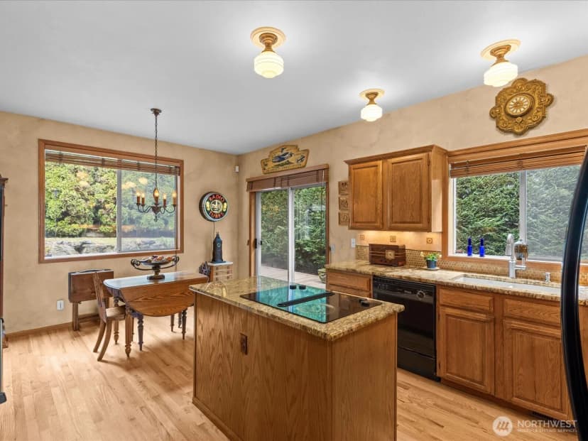 Property photo for 19607 110th Place Ne, Bothell photo 18