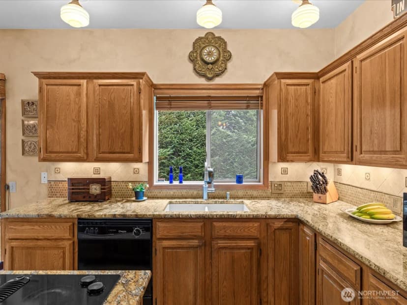 Property photo for 19607 110th Place Ne, Bothell photo 14