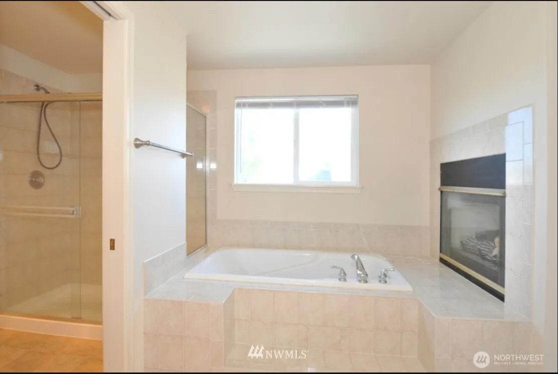 Property photo for 12717 Se 301st Street, Auburn photo 12