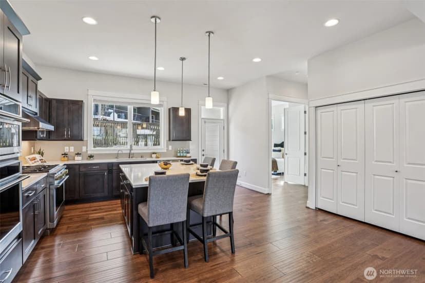 Property photo for 1412 Westridge Way Ne, Issaquah photo 10