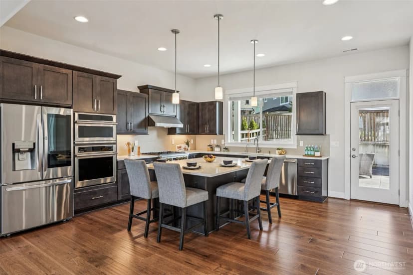 Property photo for 1412 Westridge Way Ne, Issaquah photo 12