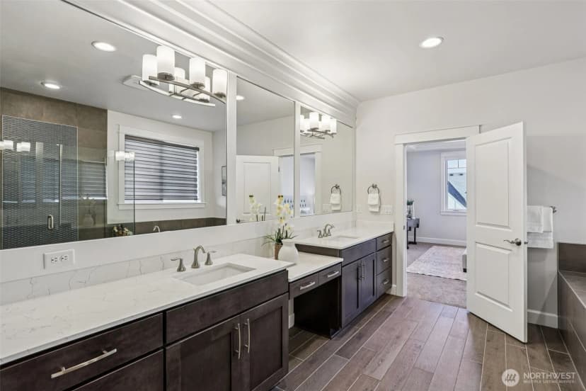Property photo for 1412 Westridge Way Ne, Issaquah photo 18
