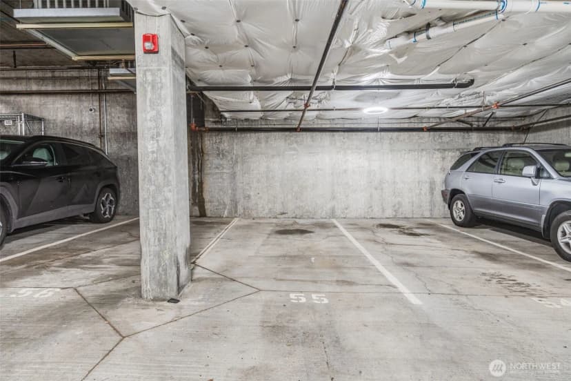 Property photo for 4020 Aurora Avenue N #403, Seattle photo 29