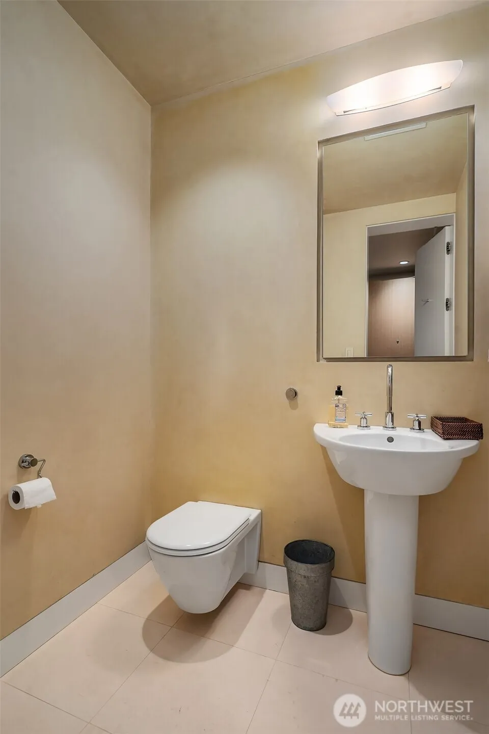 Property photo for 715 2nd Avenue #1501, Seattle photo 36