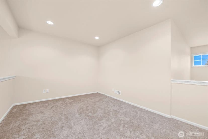 Property photo for 1725 Harrison Place #104, Lynden photo 28