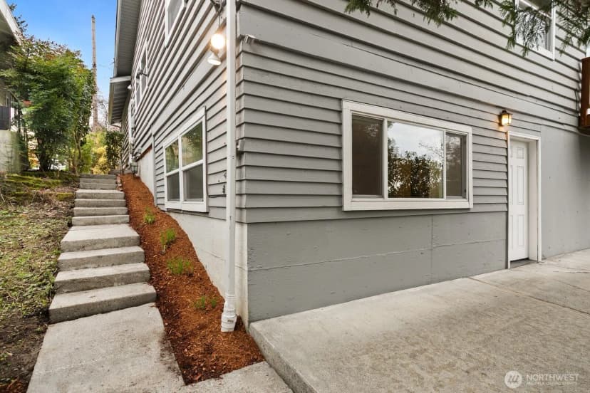 Property photo for 3960 Sw Austin Street, Seattle photo 30