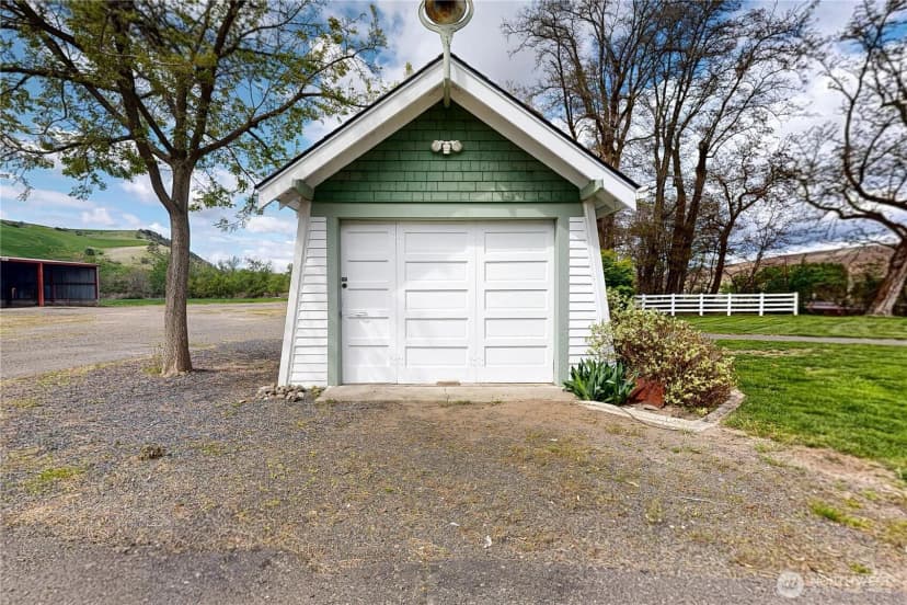Property photo for 633 Lower Hogeye Road, Waitsburg photo 37