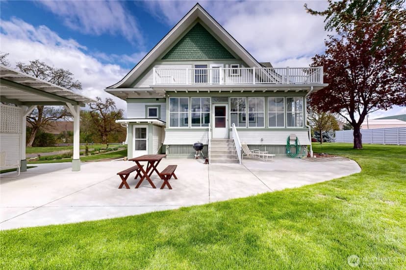 Property photo for 633 Lower Hogeye Road, Waitsburg photo 32