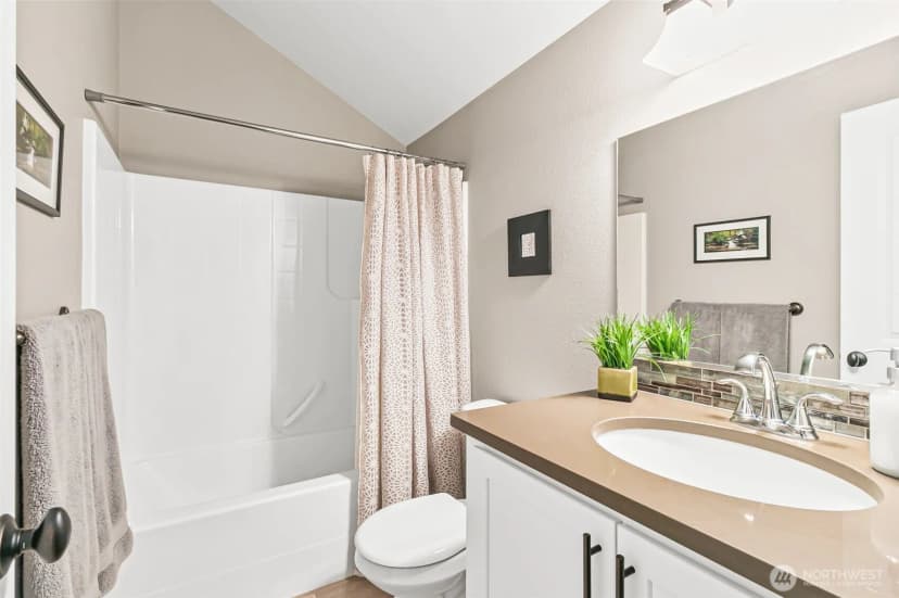 Property photo for 32794 Abrams Avenue, Black Diamond photo 30