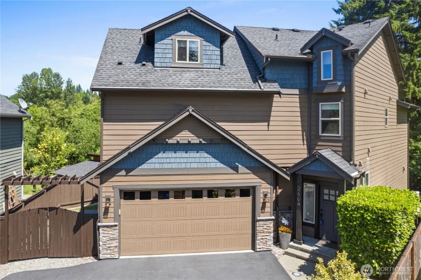 Property photo for 32794 Abrams Avenue, Black Diamond photo 2