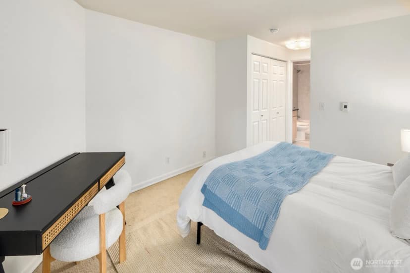 Property photo for 5901 Phinney Avenue N #106, Seattle photo 13