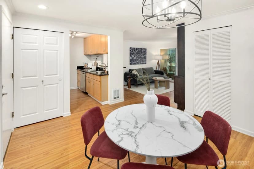 Property photo for 5901 Phinney Avenue N #106, Seattle photo 2