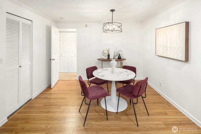 Property photo for 5901 Phinney Avenue N #106, Seattle photo 3