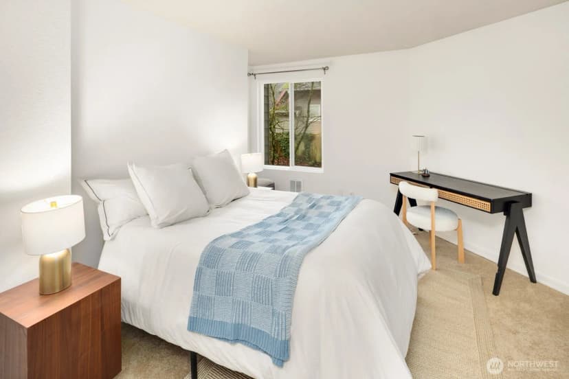 Property photo for 5901 Phinney Avenue N #106, Seattle photo 12