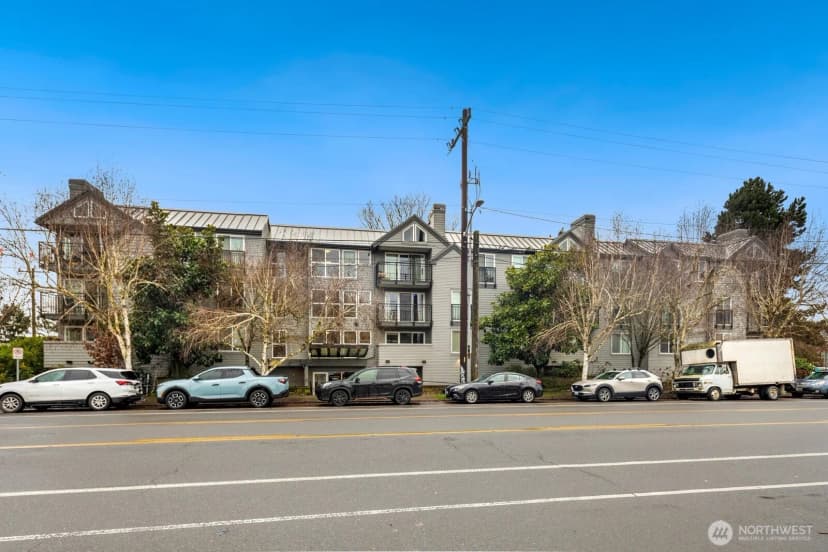 Property photo for 5901 Phinney Avenue N #106, Seattle photo 21