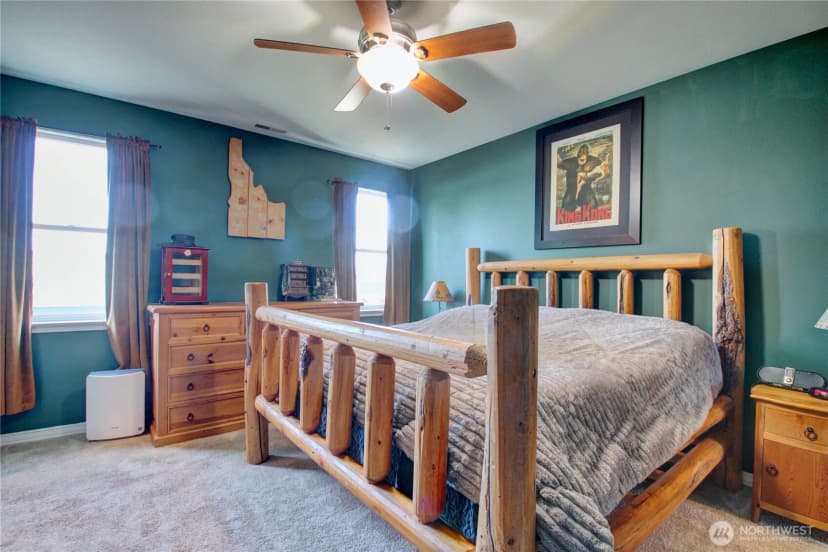 Property photo for 1078 Vail Lane, Burlington photo 32